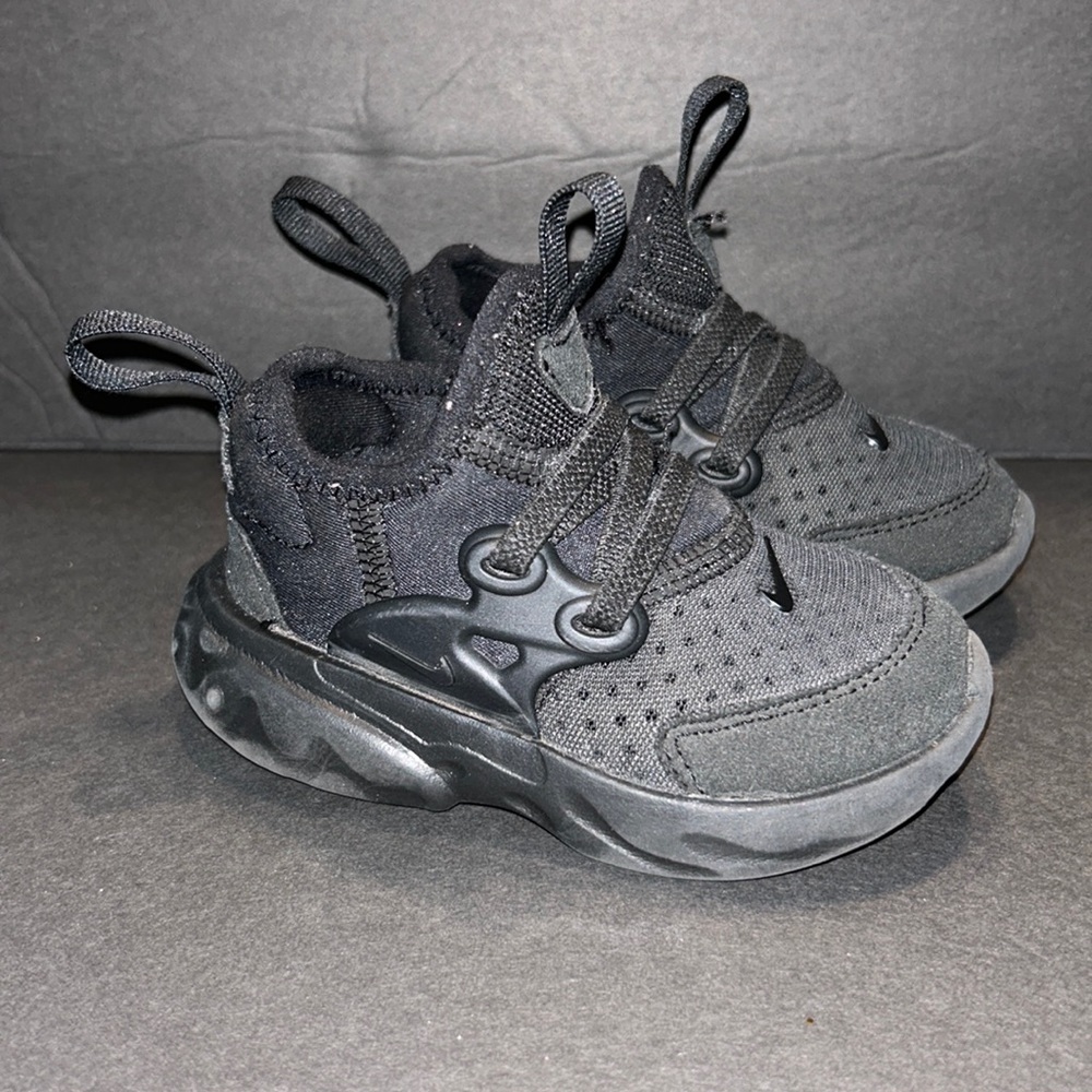 Nike Presto React GS toddler shoes size 5
